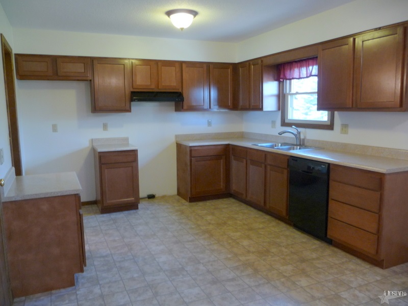 1608 N 500 E, Markle, IN 46770 photo 6