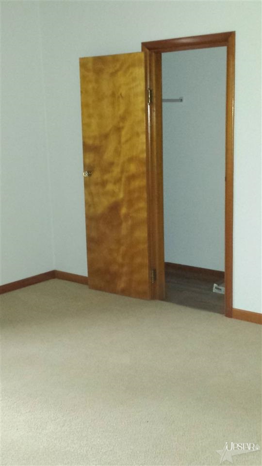 269 N Van Buren St, Monroe, IN 46772 photo 13