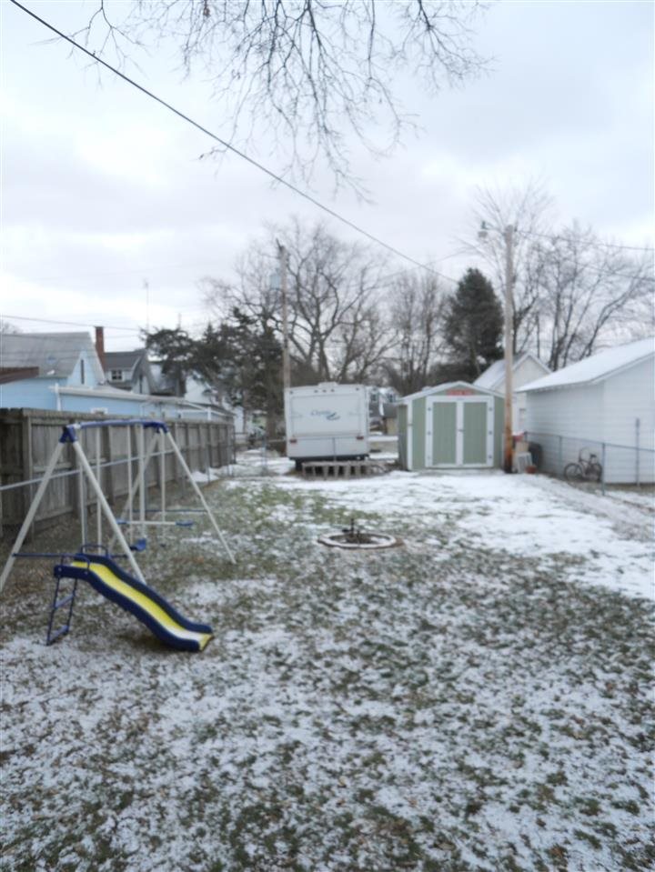 806 Emerson St, Goshen, IN 46526 photo 15