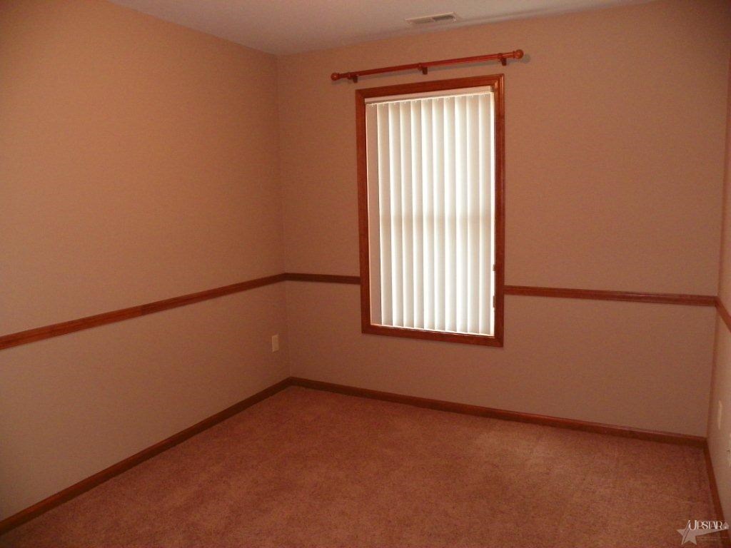 2005 Granny Smith Pl, Kendallville, IN 46755 photo 16