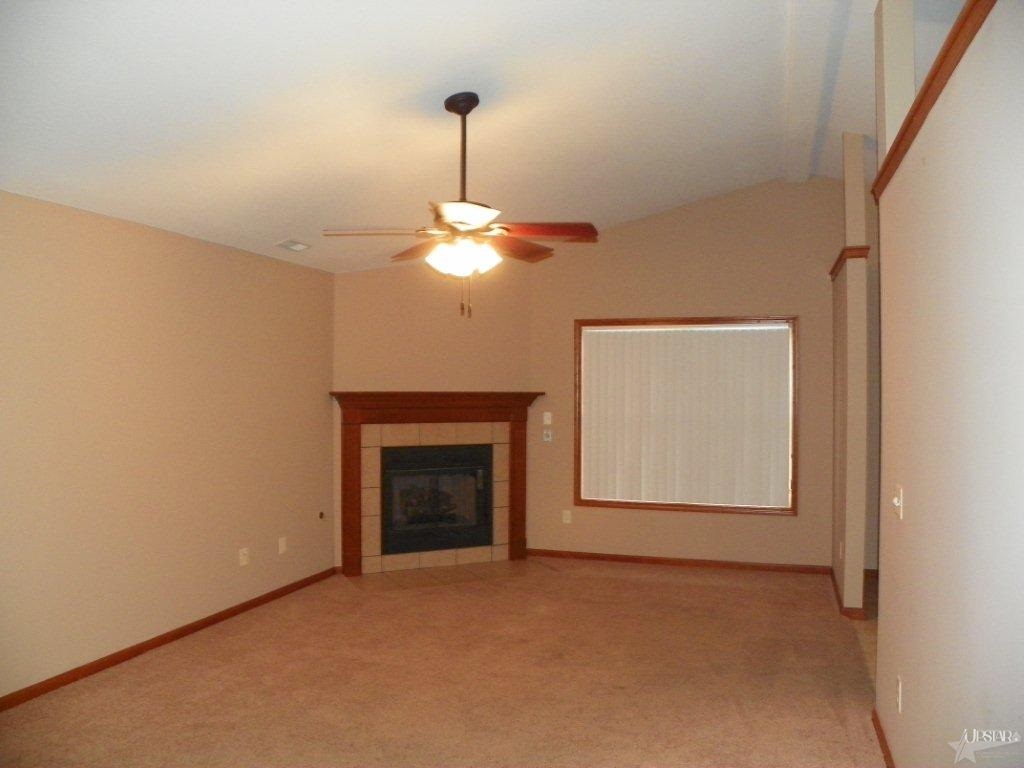 2005 Granny Smith Pl, Kendallville, IN 46755 photo 5