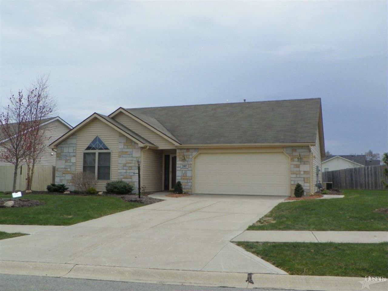 2005 Granny Smith Pl, Kendallville, IN 46755 photo 1