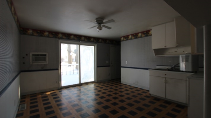 1726 Cone St, Elkhart, IN 46514 photo 2