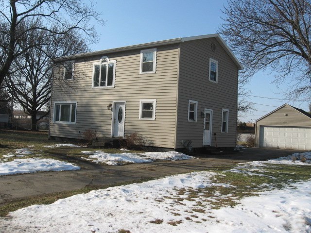 56041 Outer Dr, Elkhart, IN 46516 photo 1