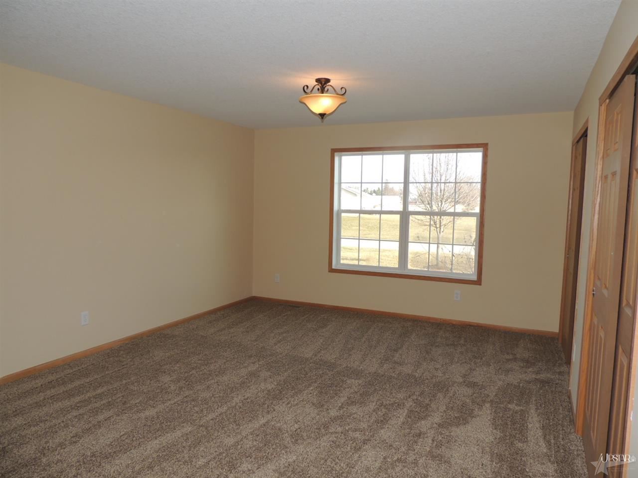 4448 S Esox Dr, Laotto, IN 46763 photo 5