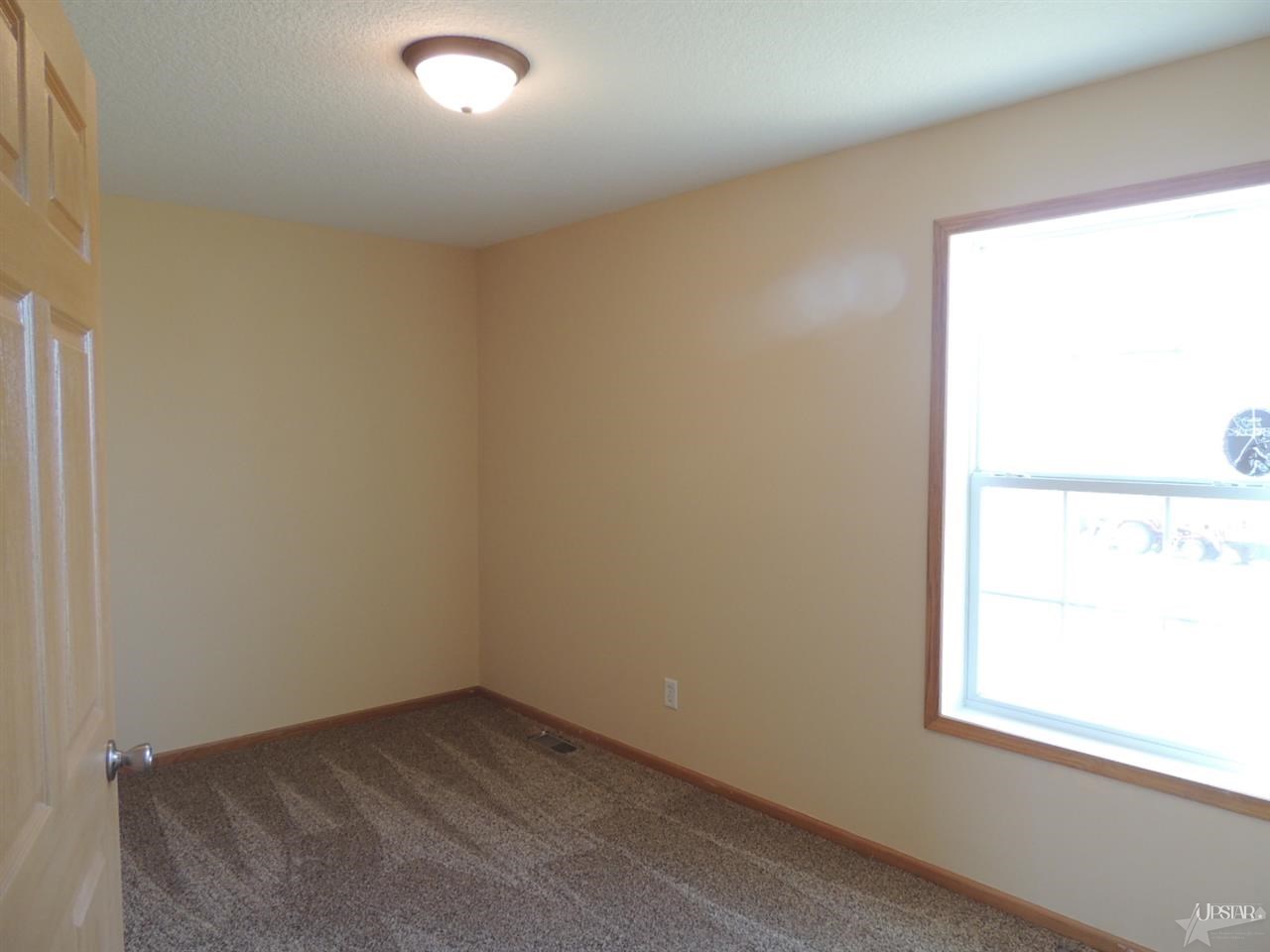 4448 S Esox Dr, Laotto, IN 46763 photo 8