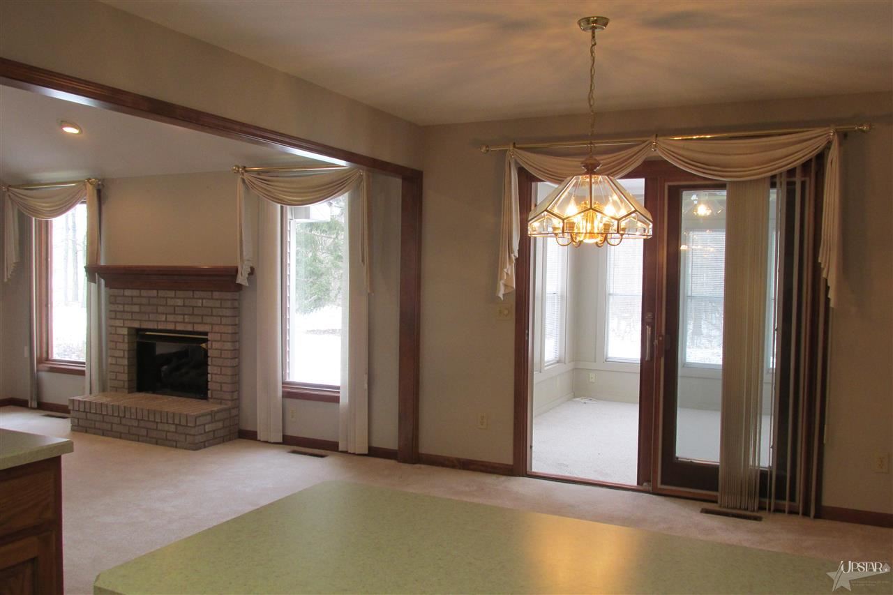 1926 Sweet Cider Rd, Fort Wayne, IN 46818 photo 3