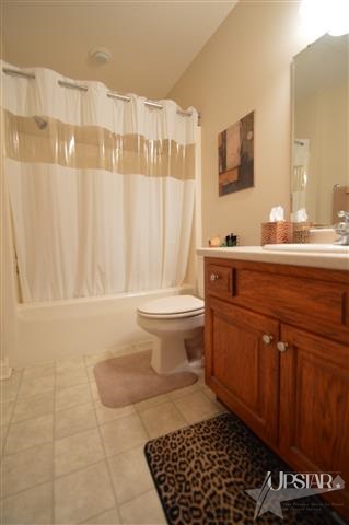 8505 Greyhawk Dr, Fort Wayne, IN 46835 photo 17