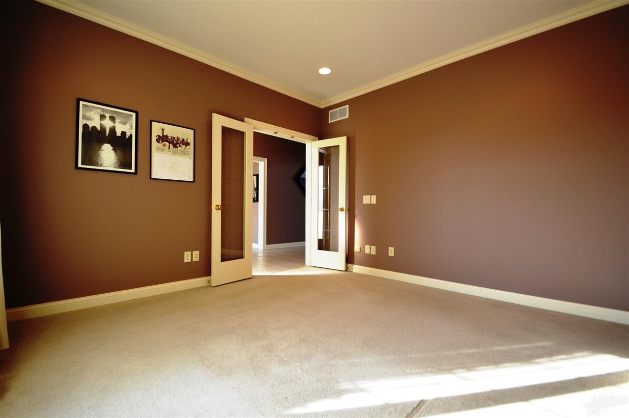8505 Greyhawk Dr, Fort Wayne, IN 46835 photo 9