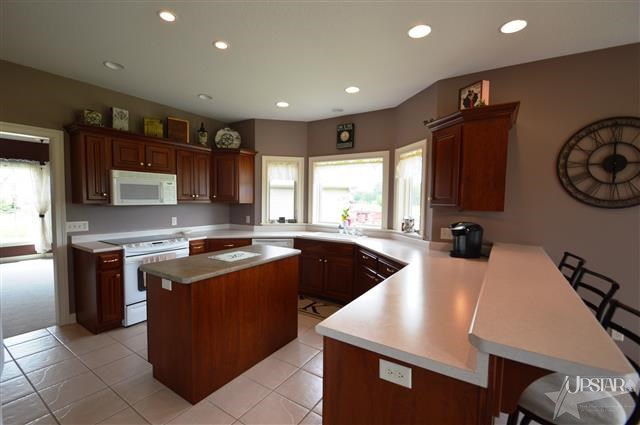 8505 Greyhawk Dr, Fort Wayne, IN 46835 photo 7