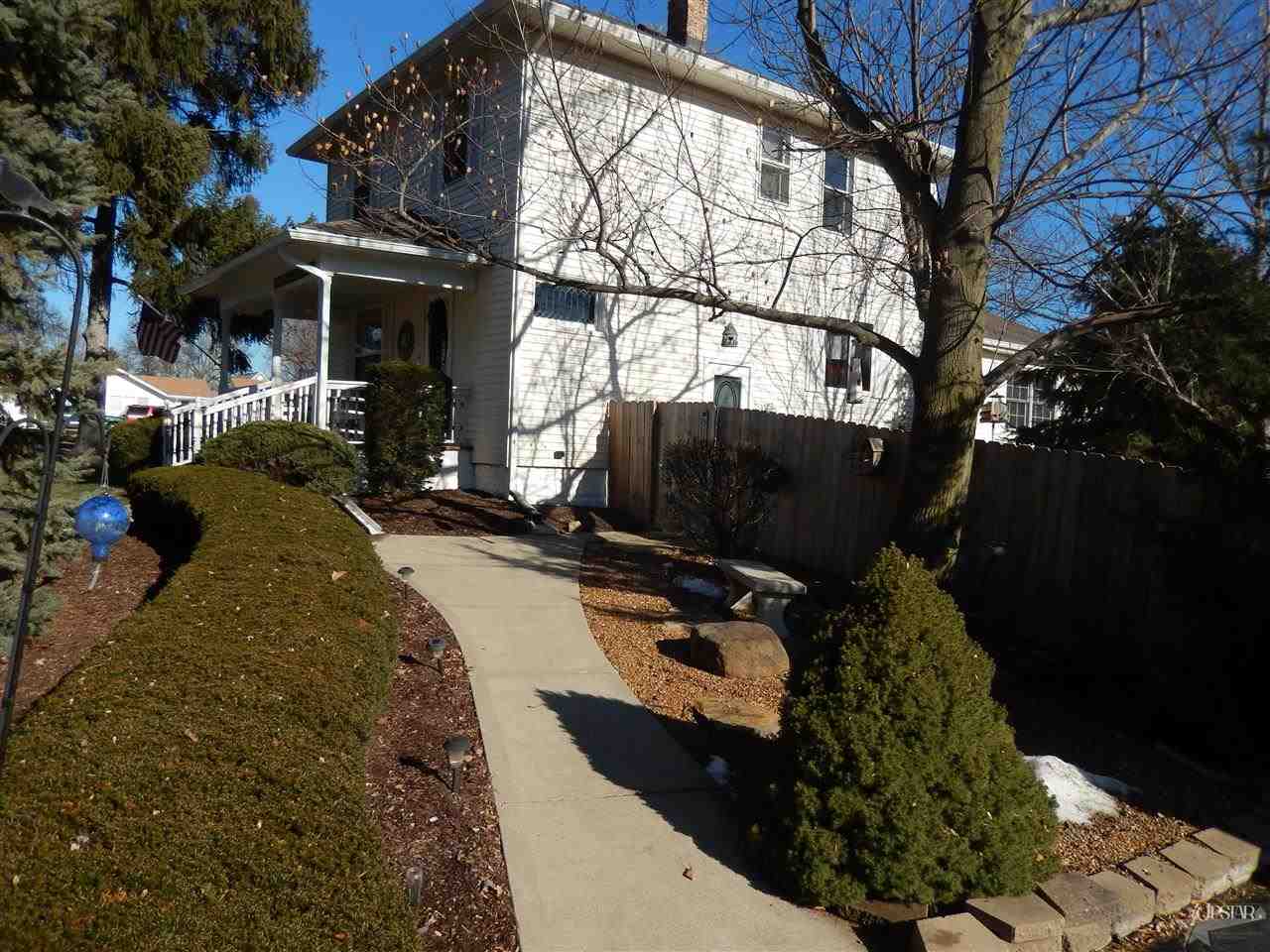 3903 Burbank Dr, Fort Wayne, IN 46804 photo 2