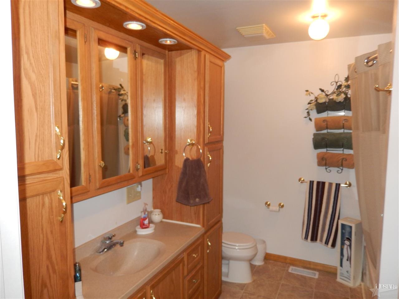 3903 Burbank Dr, Fort Wayne, IN 46804 photo 23