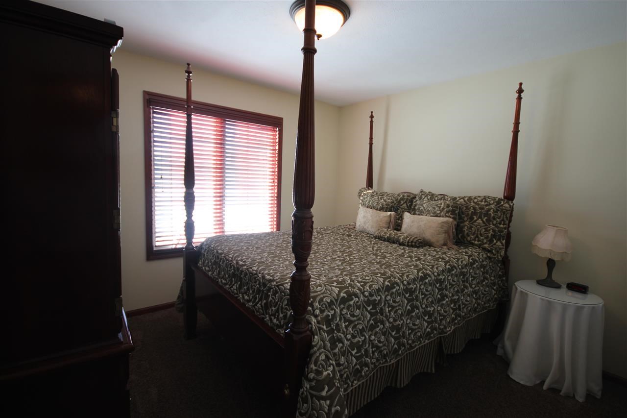 25433 Doe Meadow Pl, Elkhart, IN 46514 photo 12