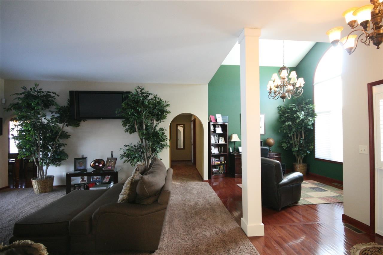 25433 Doe Meadow Pl, Elkhart, IN 46514 photo 3
