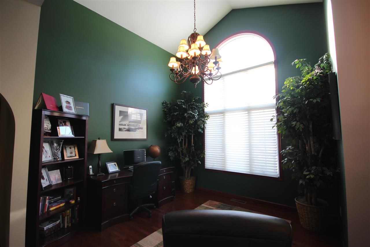 25433 Doe Meadow Pl, Elkhart, IN 46514 photo 2
