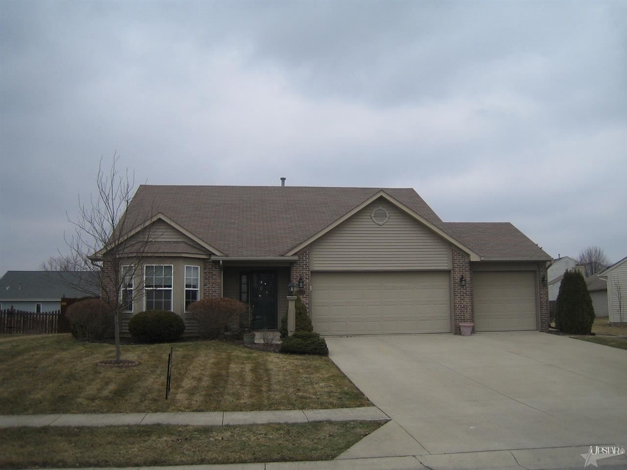 7523 Frontier Ave, Fort Wayne, IN 46835 photo 1