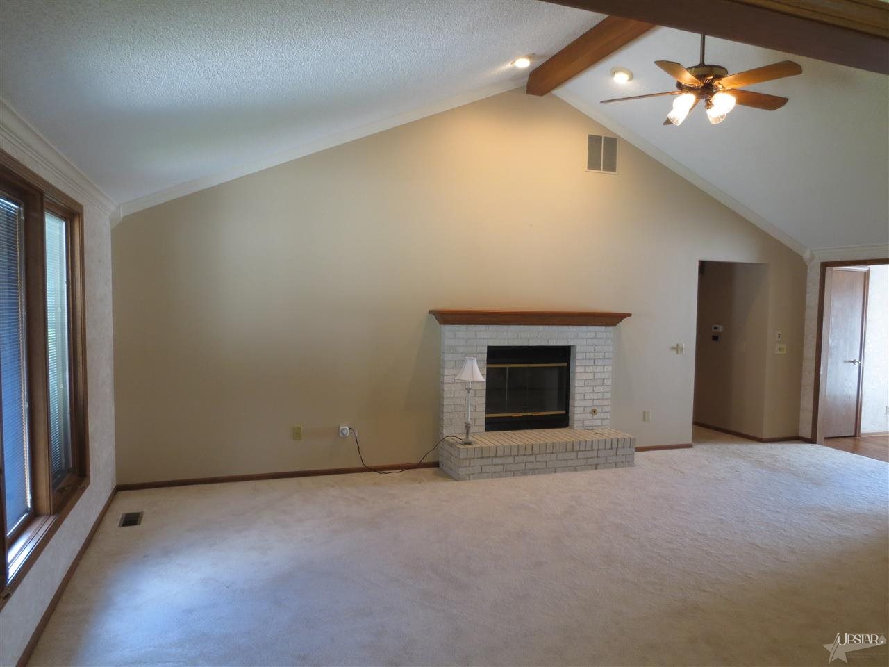 7426 Oxford Ct, Fort Wayne, IN 46815 photo 4