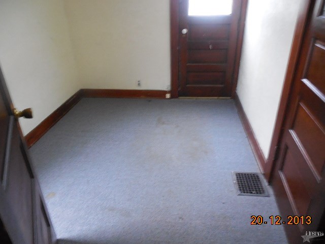 2817 Smith St, Fort Wayne, IN 46806 photo 6