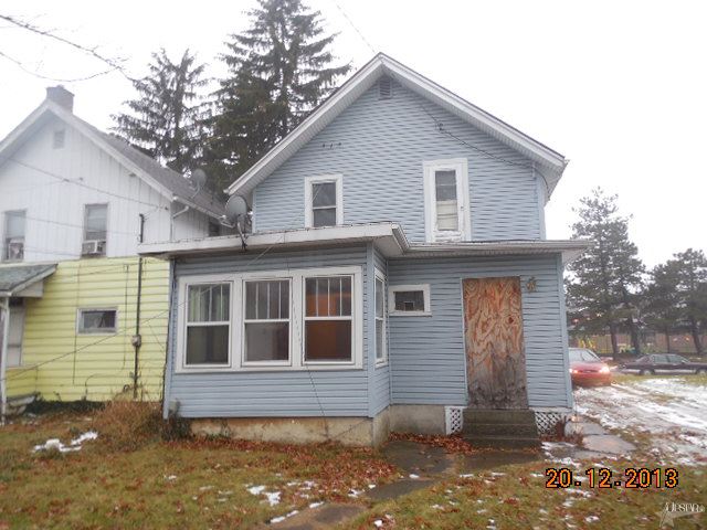 2817 Smith St, Fort Wayne, IN 46806 photo 2