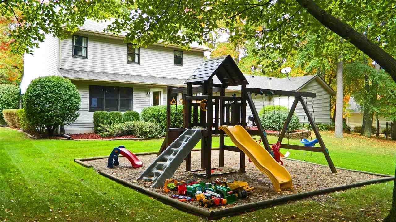 10048 Crabapple Ln, Middlebury, IN 46540 photo 19