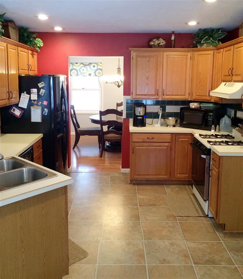 10048 Crabapple Ln, Middlebury, IN 46540 photo 6
