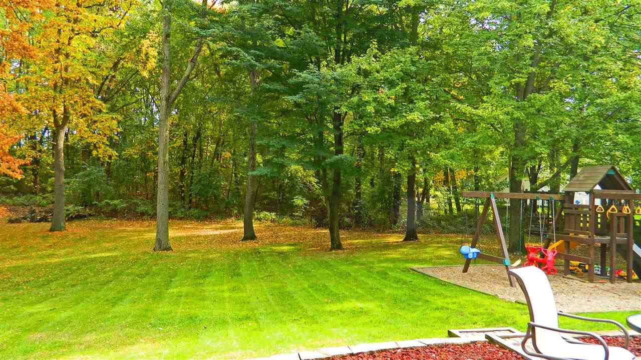 10048 Crabapple Ln, Middlebury, IN 46540 photo 18