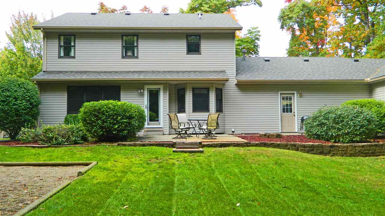 10048 Crabapple Ln, Middlebury, IN 46540 photo 17