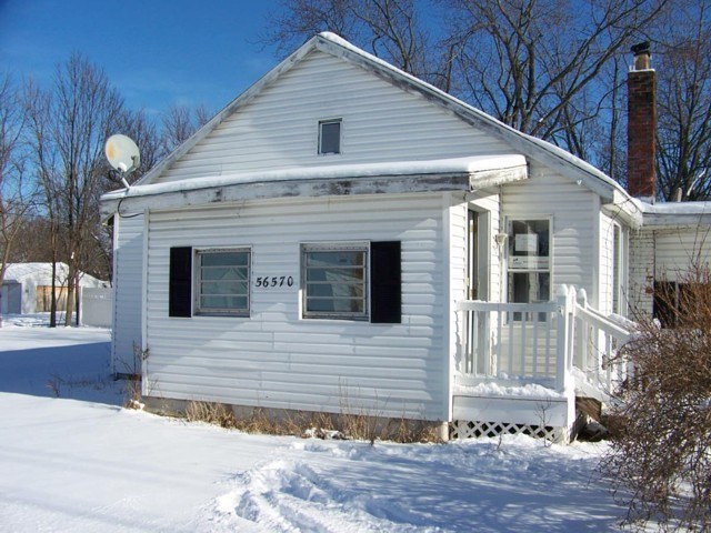56570 Shore Ave, Elkhart, IN 46516 photo 1