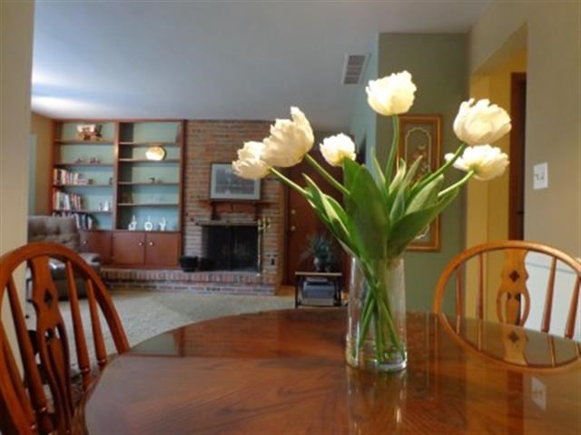 3016 Vance Ave, Fort Wayne, IN 46805 photo 2