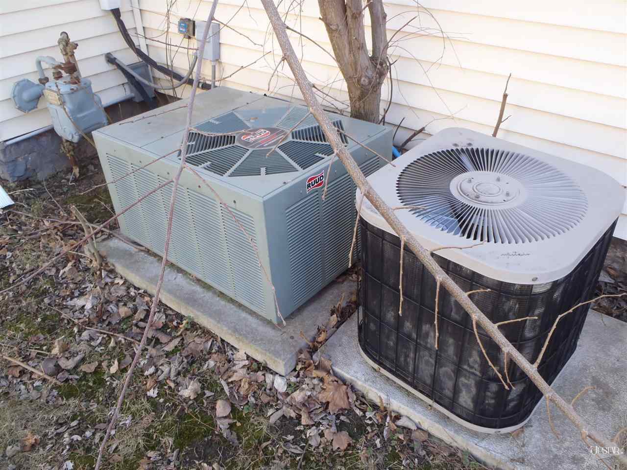 2012 Cortland Ave, Fort Wayne, IN 46808 photo 3