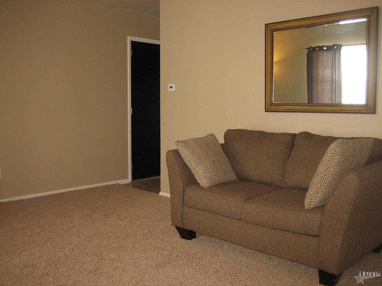 4604 Manistee Dr, Fort Wayne, IN 46835 photo 3