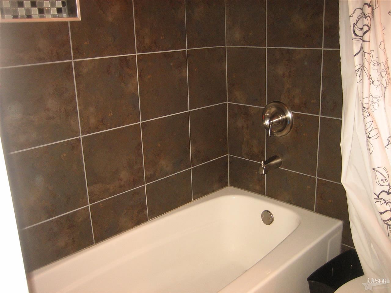 4604 Manistee Dr, Fort Wayne, IN 46835 photo 7