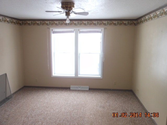 15950 Burtsfield Dr, Goshen, IN 46526 photo 7