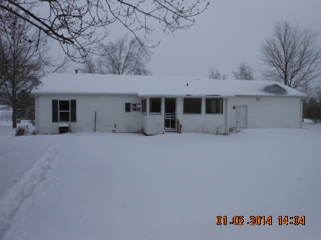 15950 Burtsfield Dr, Goshen, IN 46526 photo 4