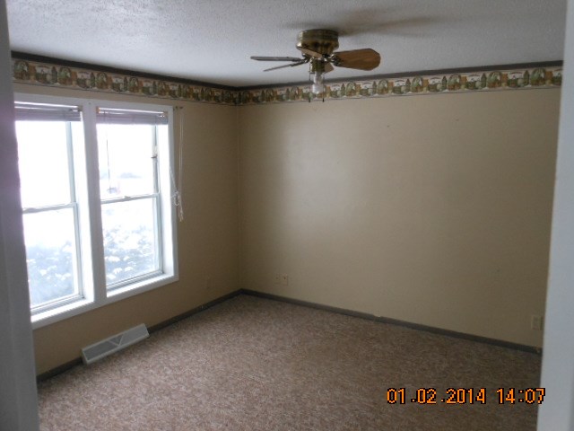 15950 Burtsfield Dr, Goshen, IN 46526 photo 8