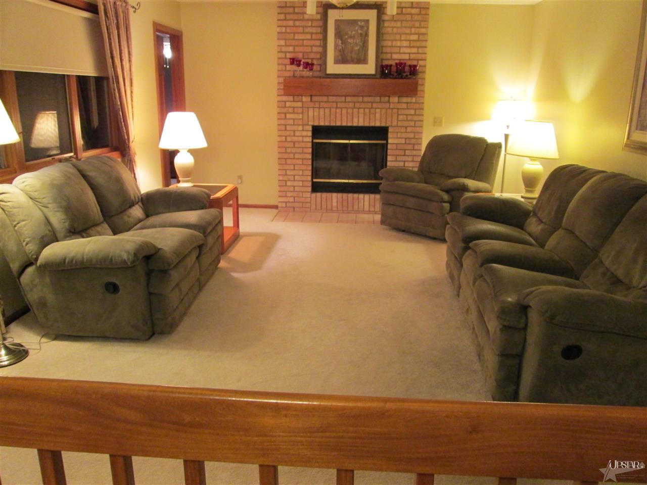 11108 Crested Oak Ct, Fort Wayne, IN 46845 photo 3