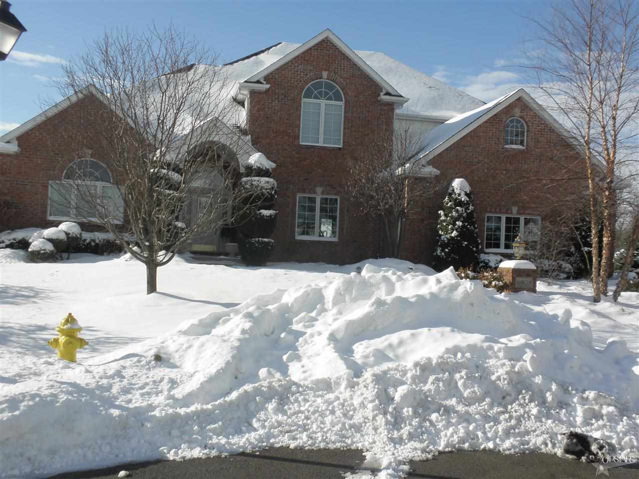 6909 Mangrove Ln, Fort Wayne, IN 46835 photo 1