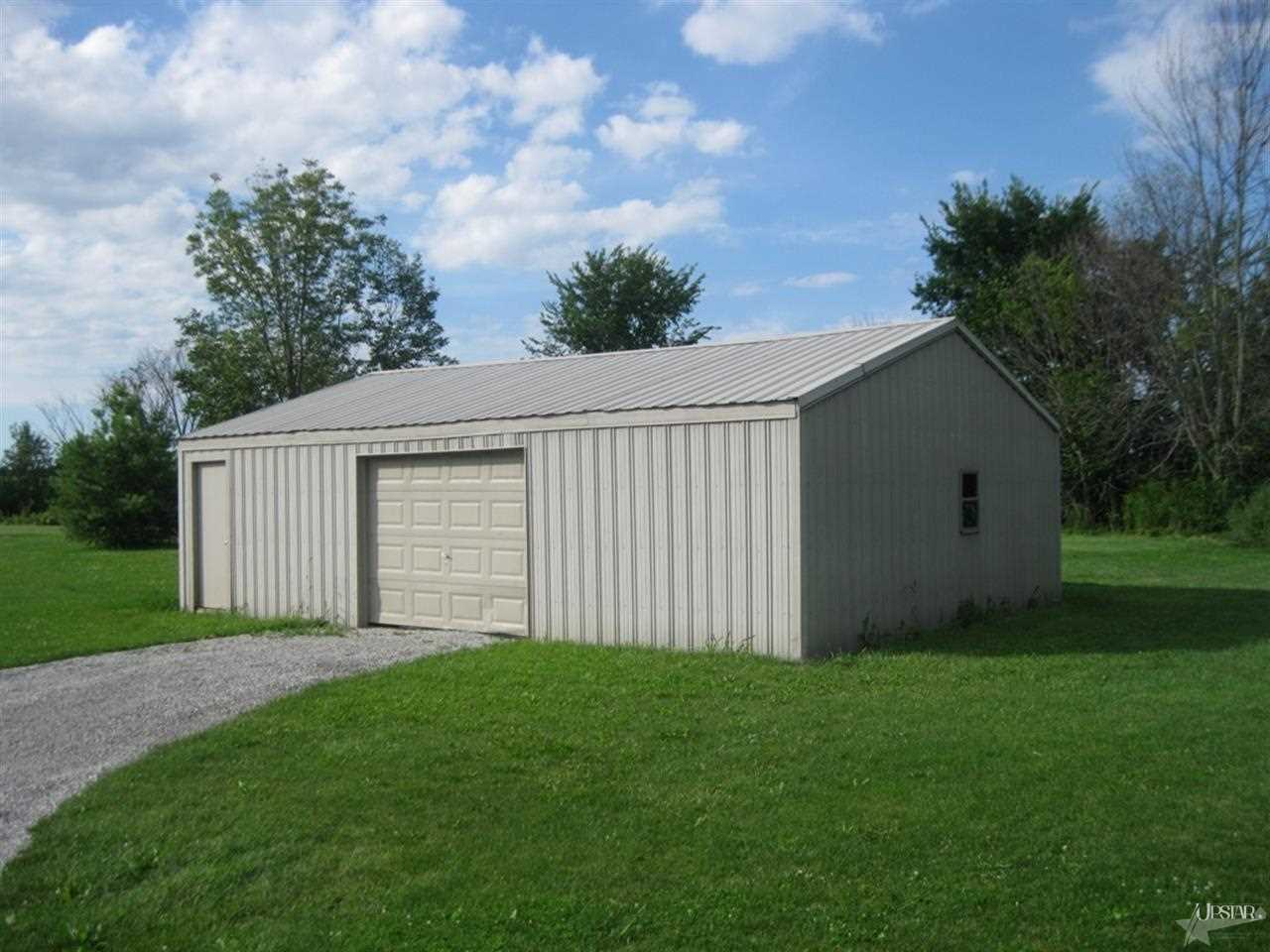 10908 State Road 205, Churubusco, IN 46723 photo 2