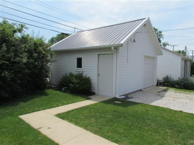 305 N Range St, Wolcott, IN 47995 photo 23