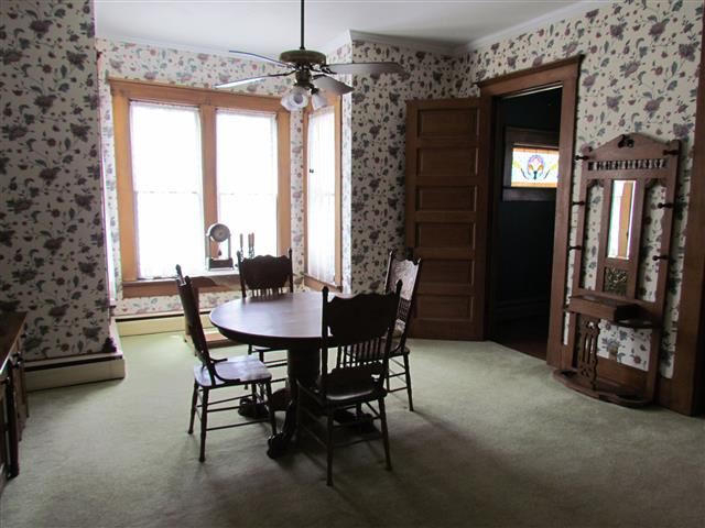 305 N Range St, Wolcott, IN 47995 photo 7