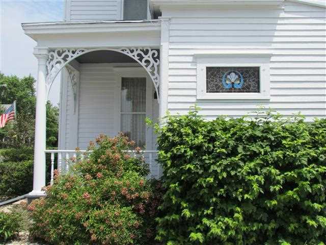 305 N Range St, Wolcott, IN 47995 photo 3