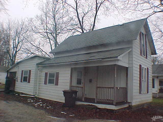 673 Pike St, Wabash, IN 46992 photo 1