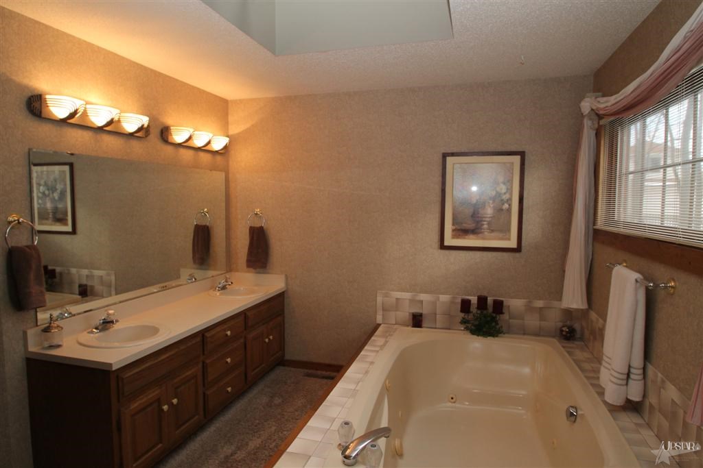 5302 Litchfield Rd, Fort Wayne, IN 46835 photo 17