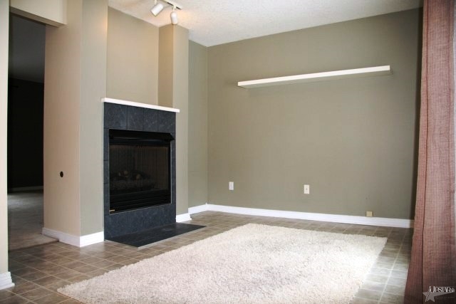 9327 Kildare Xing, Fort Wayne, IN 46835 photo 6