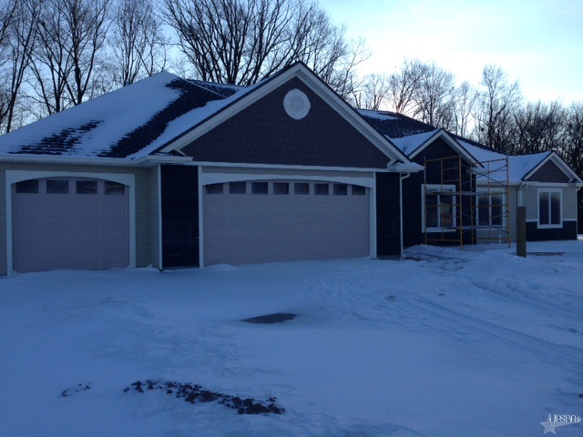 3222 Foxfire Ln, Fort Wayne, IN 46818 photo 2