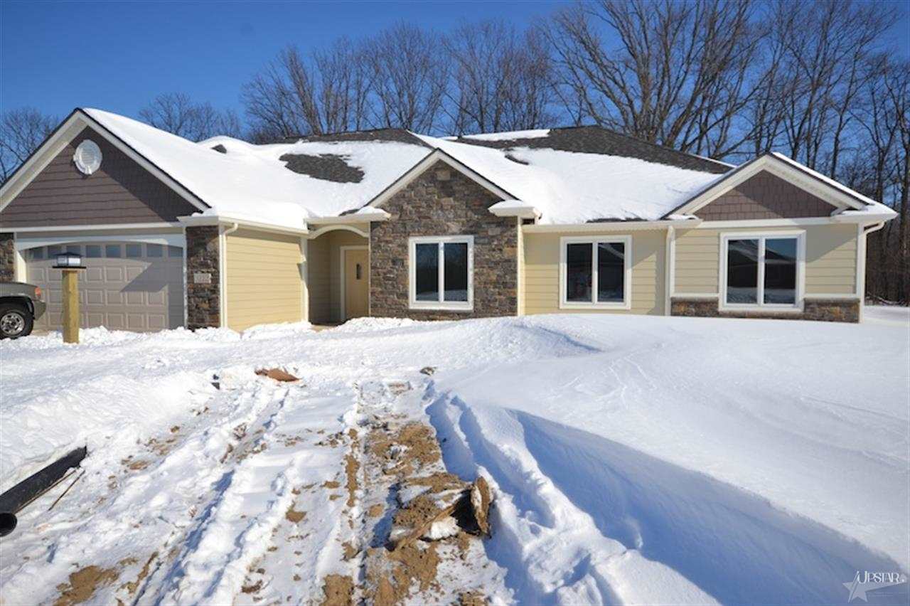 3222 Foxfire Ln, Fort Wayne, IN 46818 photo 1