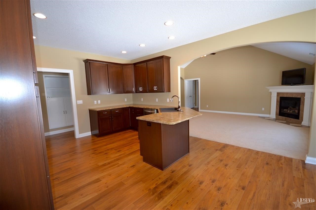 3222 Foxfire Ln, Fort Wayne, IN 46818 photo 8