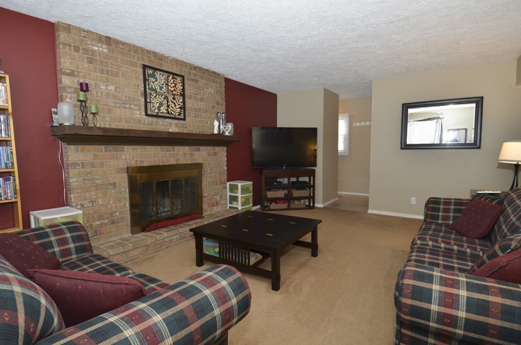 17635 Woodthrush Ln, South Bend, IN 46635 photo 4