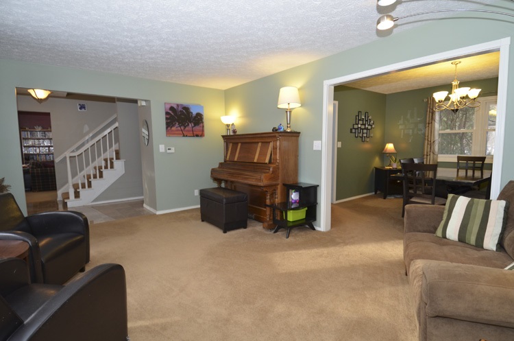 17635 Woodthrush Ln, South Bend, IN 46635 photo 2