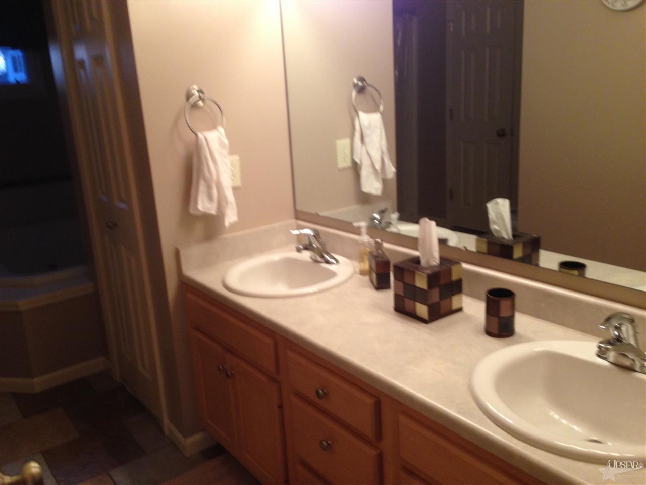 11019 Summer Chase Rd, Fort Wayne, IN 46818 photo 6